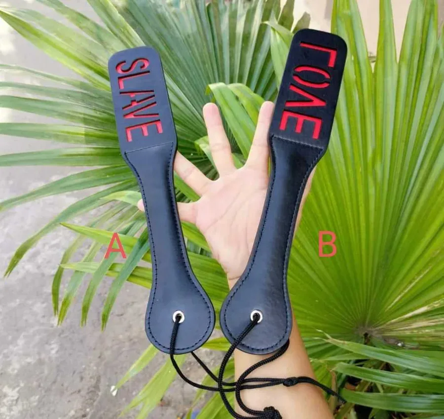 가죽 스팽킹 패들 (SLAVE·LOVE 각인 2종)