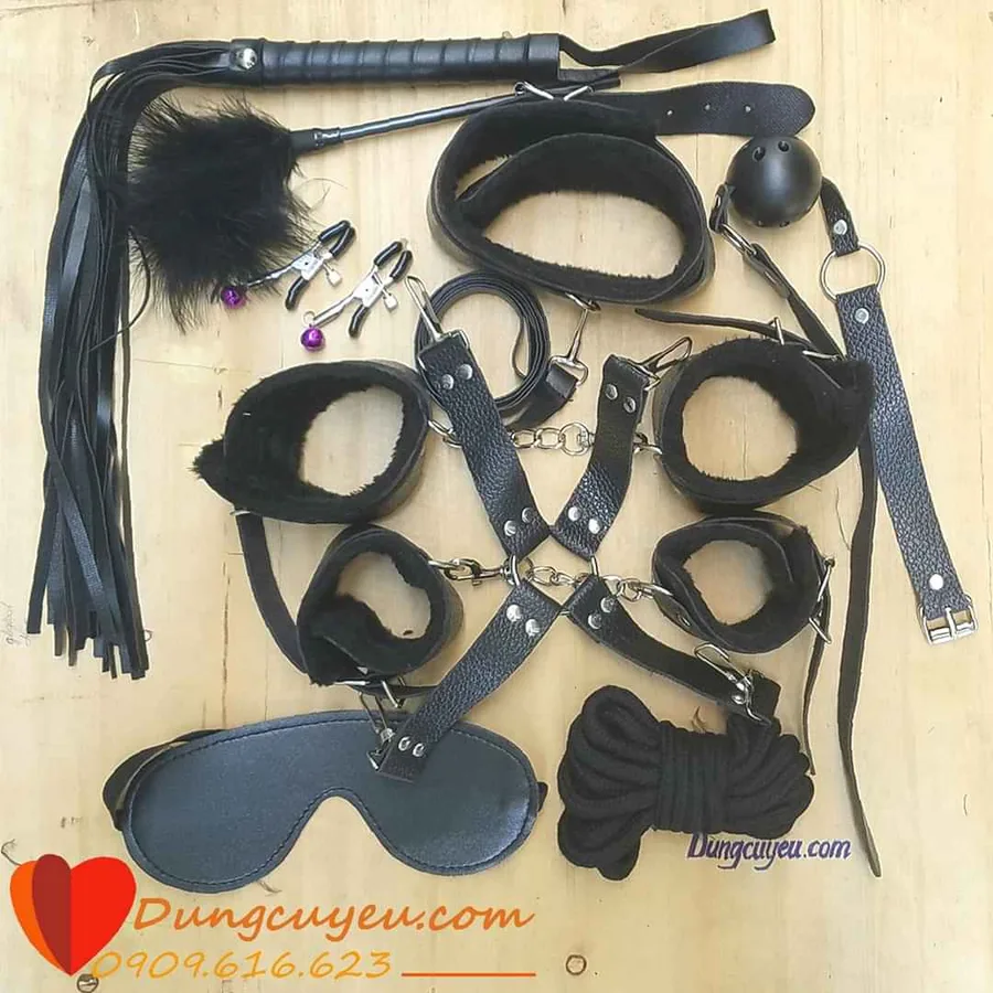 BDSM 10종 세트 (수갑·볼개그·5m 밧줄·채찍·유두집게)